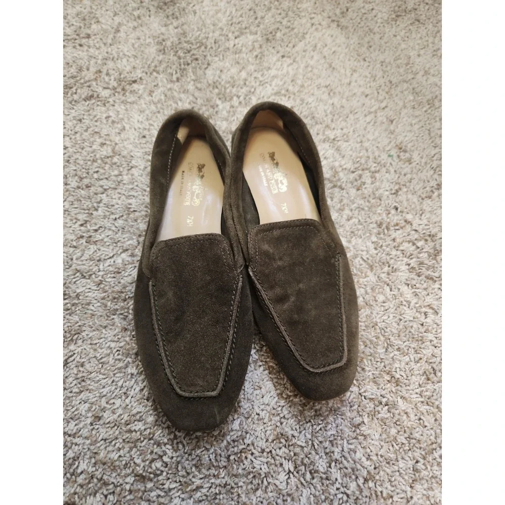 Coach and Four Women's Brown Suede Loafers Size 7 1/2M Made In Italy
